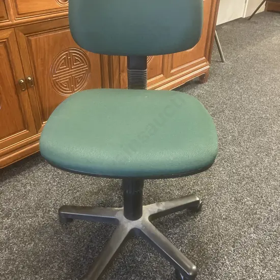 Green Gaslift Desk Chair