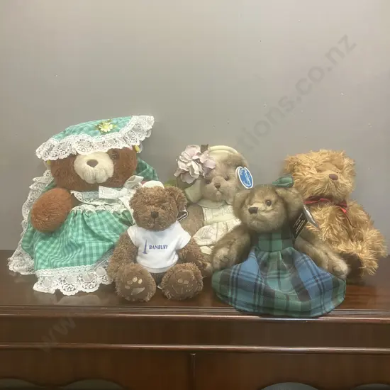 Teddy Bears Including Russ 'Gregory' & Bella in Campbell Tartan