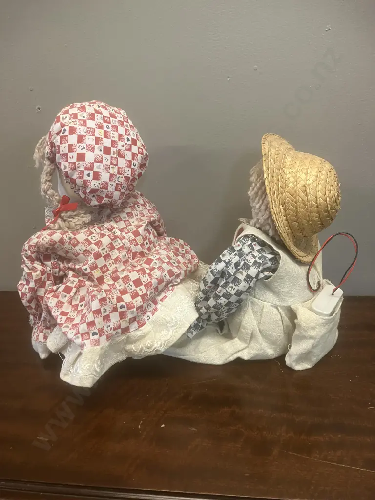 Pair of Raggedy Anne Type Dolls Image 1++