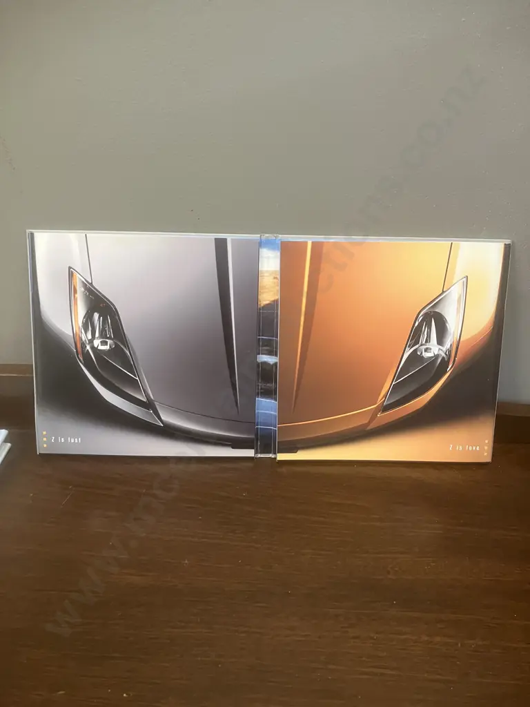 2004 Nissan Fairlady Z Book Brochure JDM Catalogue Rare Z33 350Z & Z: 35 Years of Nissan's Sports Car By Pete Evanow Image 1++