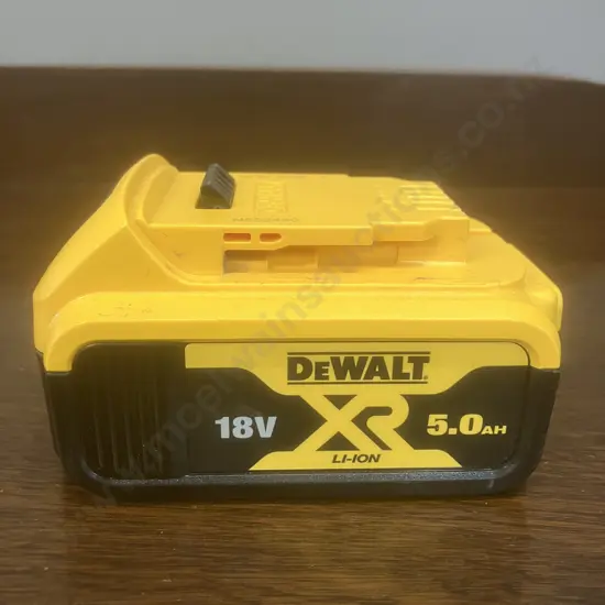DeWALT 18V 5.0Ah XR Battery DCB184-XE