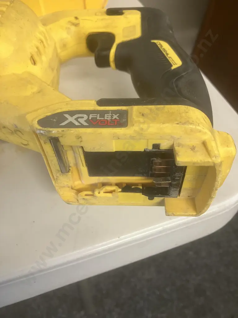 DeWALT DCS388 54V Brushless Reciprocating Saw Skin Only Image 1++