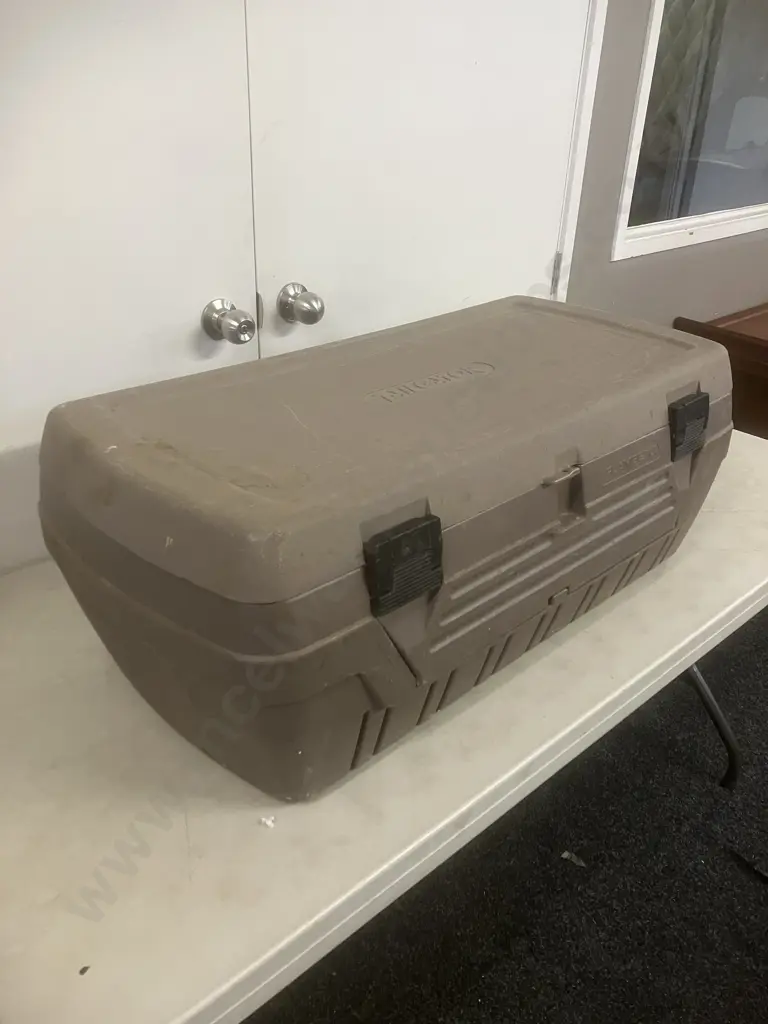 Tailgator Sport Utility Tool Box - Flambeau (USA) H35 W96 D48cm Image 1++