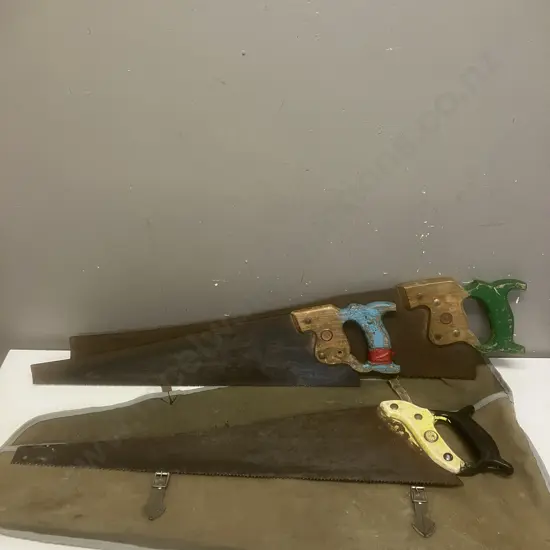 Disston Handsaws - D-9 'Masterpiece' Skew-Back Style, D-8 Etched Panel Saw, D-8 Rip Saw - Canada With Saw Bag