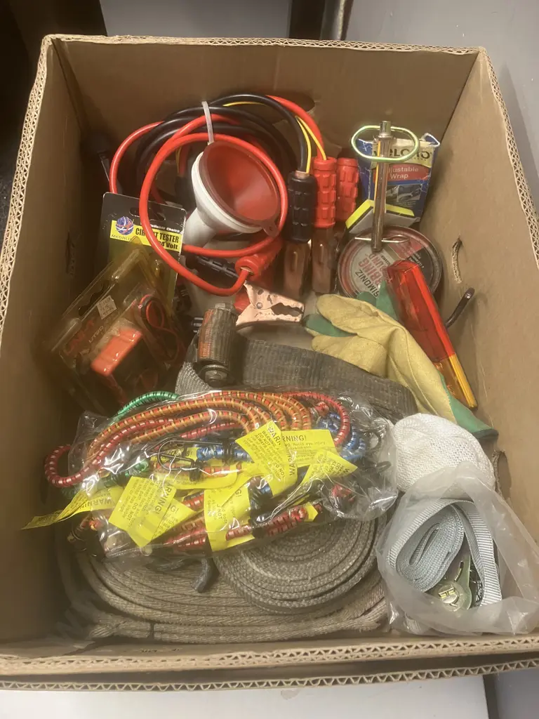 Box Lot - Jumper Leads, Strop, Bungees Etc Image 1++