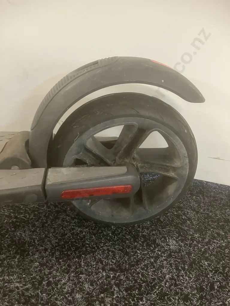 Segway Ninebot ES2 Electric Kick Scooter With Charger Image 1++