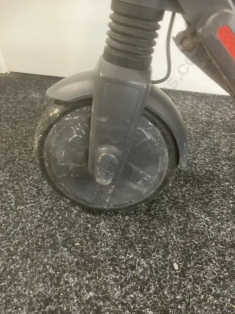 Segway Ninebot ES2 Electric Kick Scooter With Charger Image 1++