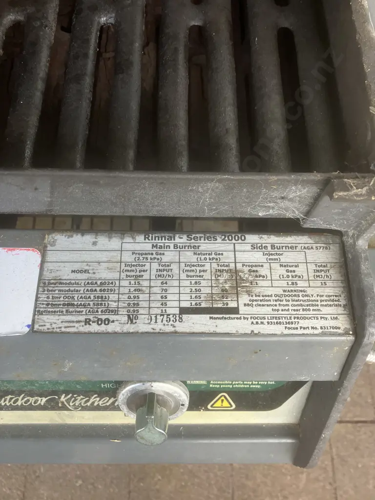 Rinnai Buffet Outdoor Kitchen Barbecue - Series 2000. With Manual, Tools, Rotisserie Etc Image 1++