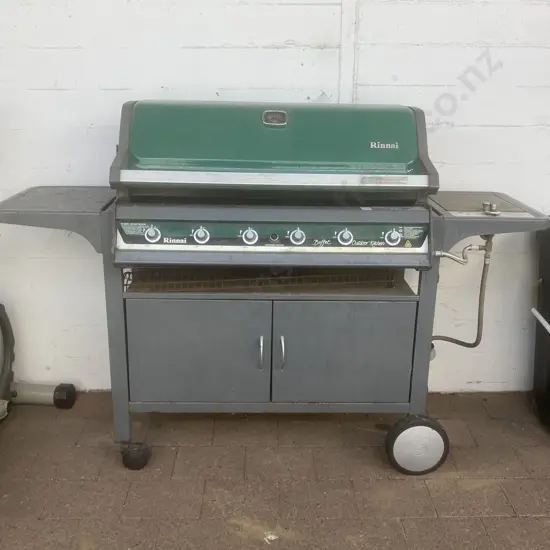 Rinnai Buffet Outdoor Kitchen Barbecue - Series 2000. With Manual, Tools, Rotisserie Etc