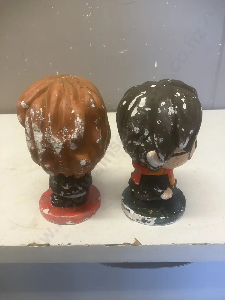 Pair of Plaster Figurines - Harry Potter & Ron Weasley. H18cm Image 1++