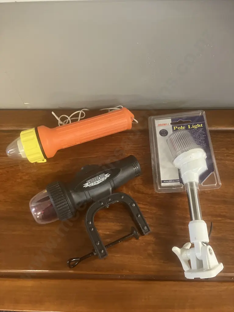 Shoreline Narine Clamp-On Bow Light - LED Bi-Colour, Lalizas 23cm Folding Anchor Light Novel Light NF-131P Flashlight Image 1++