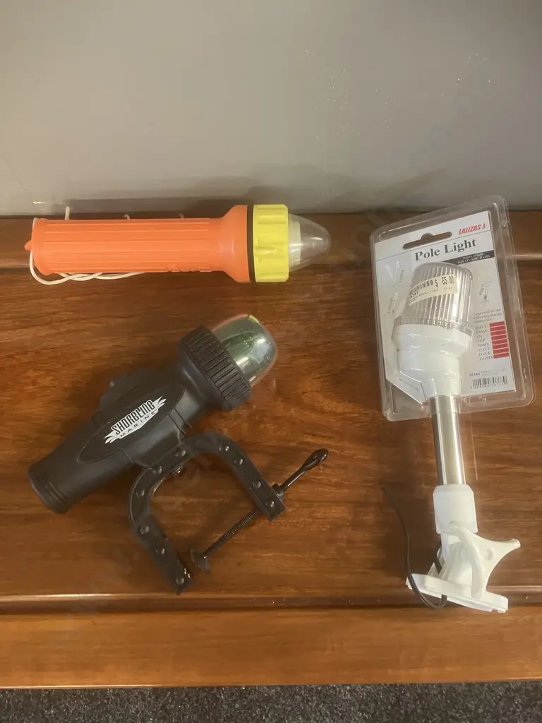 Shoreline Narine Clamp-On Bow Light - LED Bi-Colour, Lalizas 23cm Folding Anchor Light Novel Light NF-131P Flashlight Image 1++
