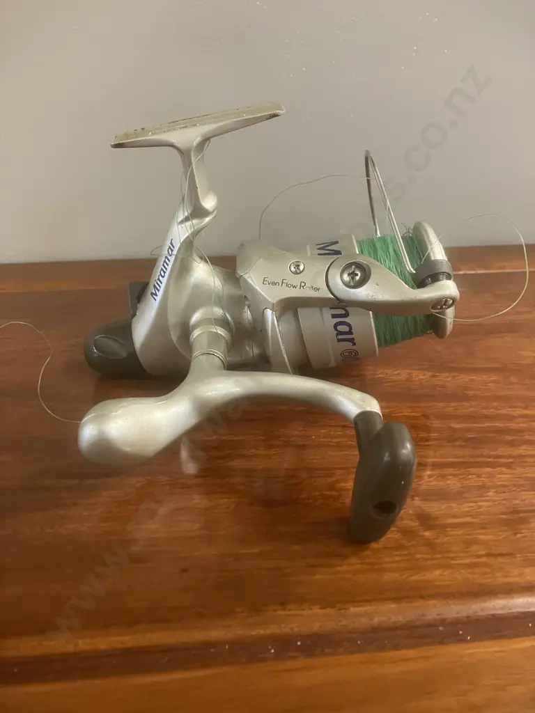 Okuma Miramar 60 Fishing Reel - Long Cast Spool, 3 Ball Bearings 4.6:1 Image 1++
