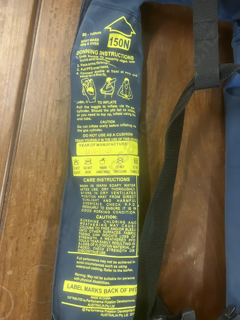 ULTRA Adult AS4758 Manual Inflatable PFD - 80-140cm 40Kgs And Over Image 1++