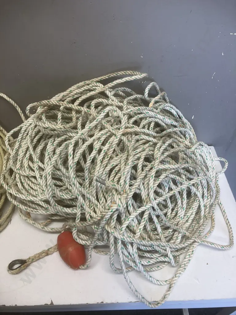 Rope & Float & Rope In Green Bin Image 1++