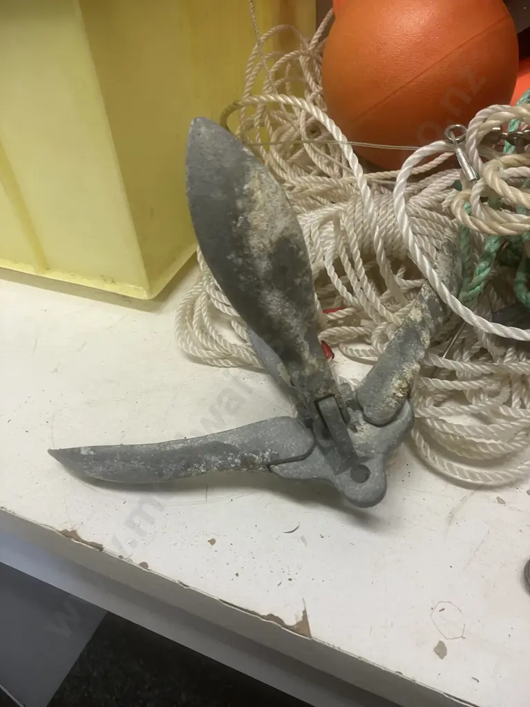Kayak Longline Gear in Bin Image 1++