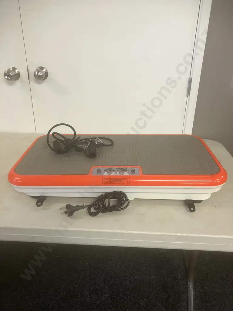 Powerfit E380 With Remote Control Image 1++