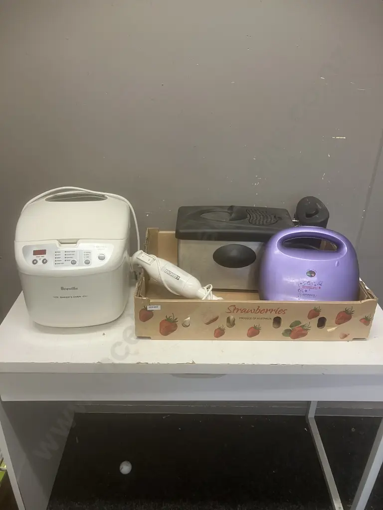 Box Lot - Breville Bakers Oven, Kambrook Deep Fryer Etc Image 1++