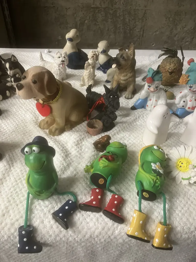 Ornaments & Collectables Image 1++
