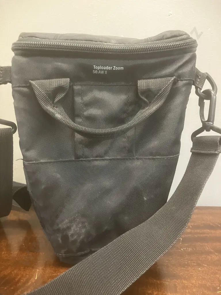 LowePro Toploader Zoom Camera Bag & Velbon DF 60 Tripod With Bag Image 1++