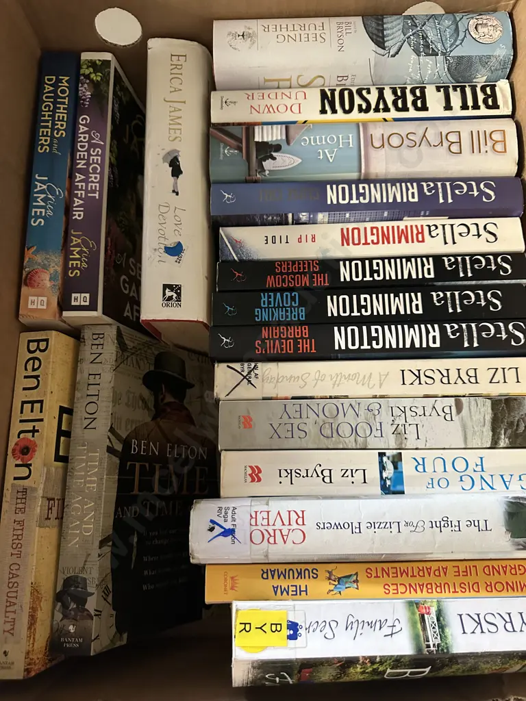 Assorted Books Including Stella Remington, Ben Elton, Billy Bryson Etc Image 1++