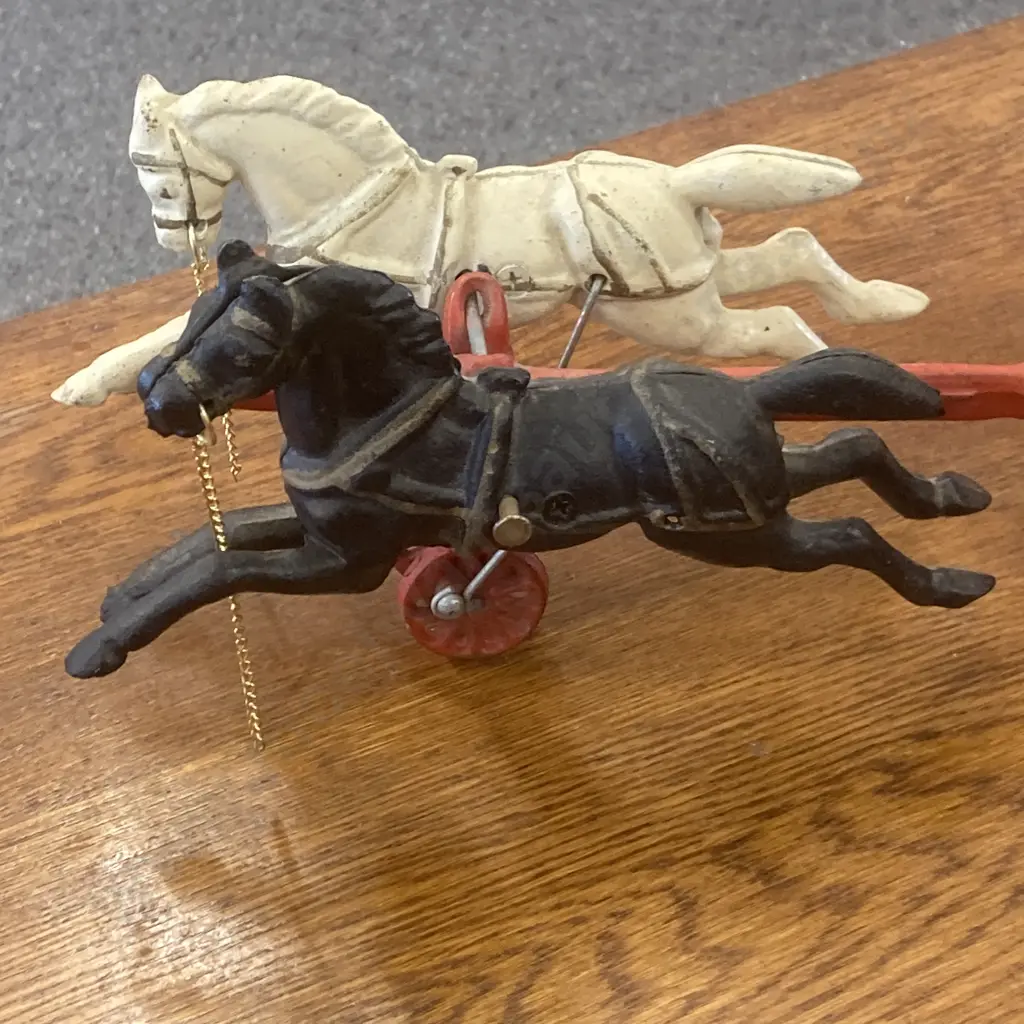 Vintage Toy - Cast Iron Horse Drawn Police Patrol Wagon With Driver, 2 Horses & 4 Policemen, 16 x 48cm Image 1++