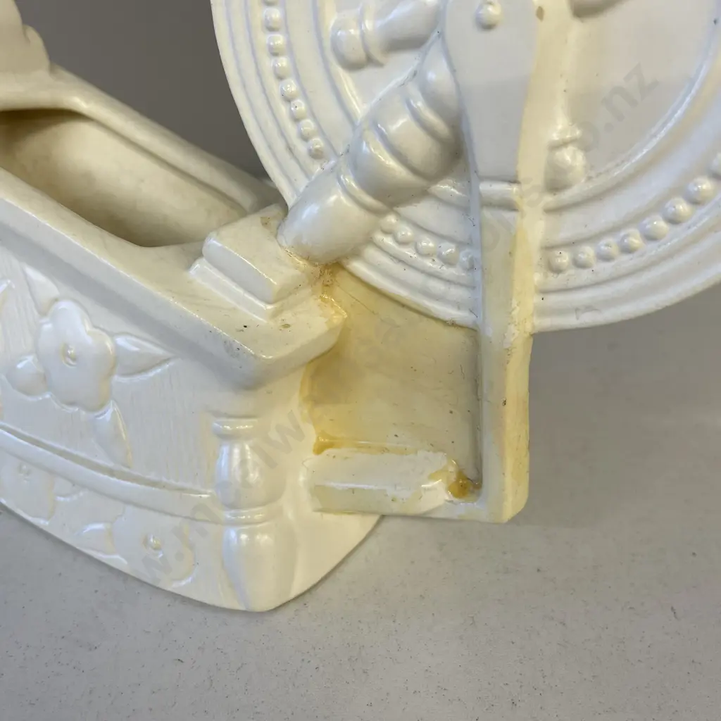 Rare Crown Lynn Handpotted Spinning Wheel Post Vase (repair as shown in photos) Image 1++