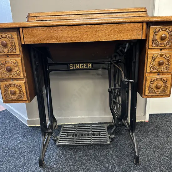1936 Singer Treadle Sewing Machine, Working Condition, #EA856507, H44 W185 D73cm