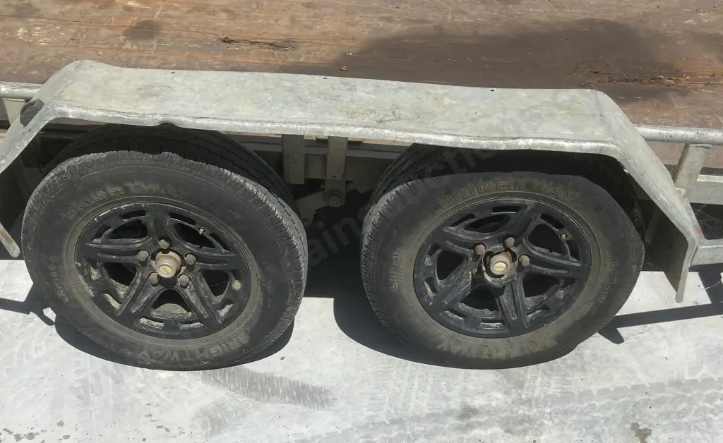 Tandem Axle Flatdeck Trailer, 4 x 2m Deck Size, Tie Down Rails & Rings, Tilts, Ramps, Draw Bar Bent (As-Is Where-Is) Image 1++