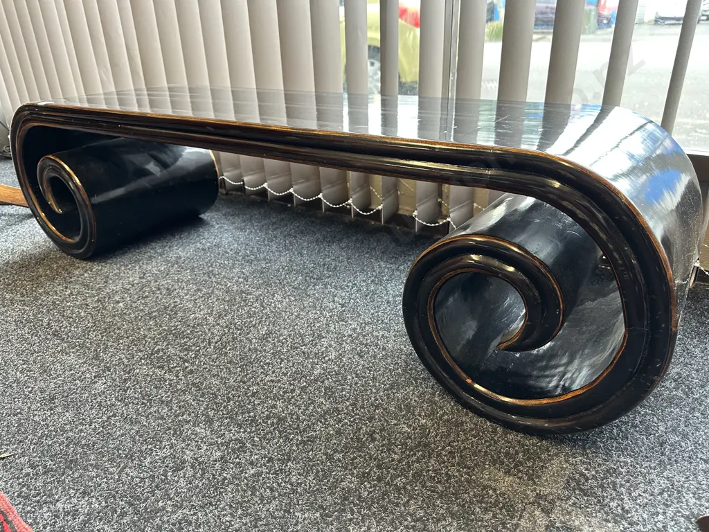 Large Chinese Black Lacquered Scroll Table, Elm Wood, Shanxi, H35 W134 D35cm Image 1++