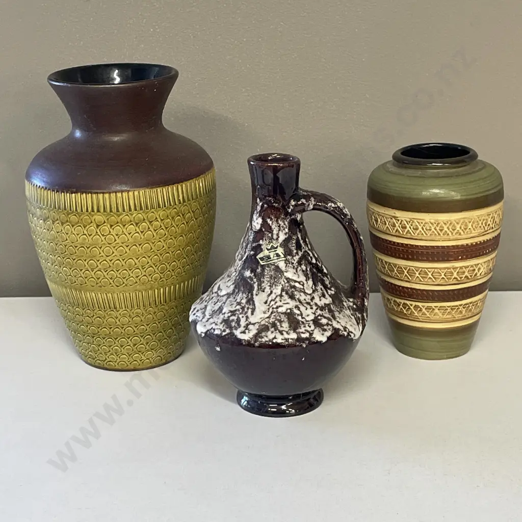 Three Mid Century German Art Pottery items. H21, 18, 16cm Image 1++