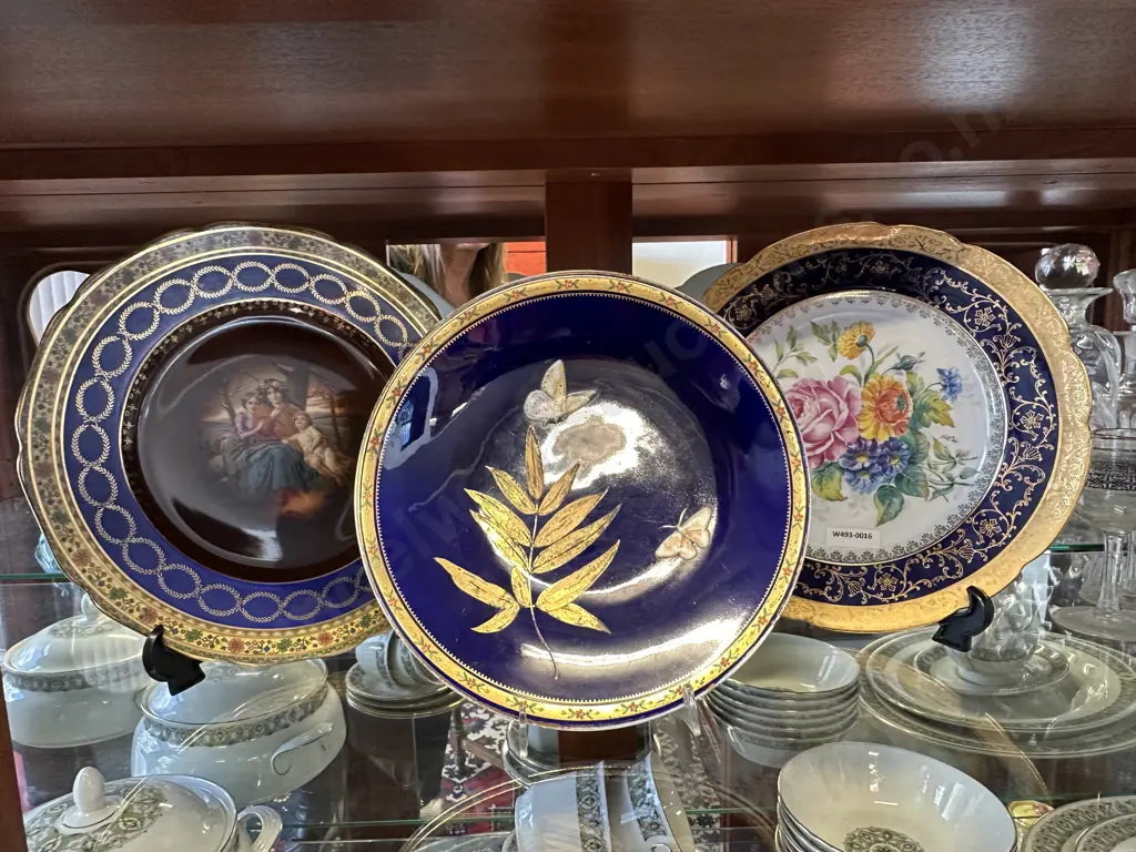 Stunning Bavaria Grizelle Display Plate Dia27 with Royal Worcester Butterfly Plate Dia22cm & Limoges Floral Plate. D26cm Image 1++