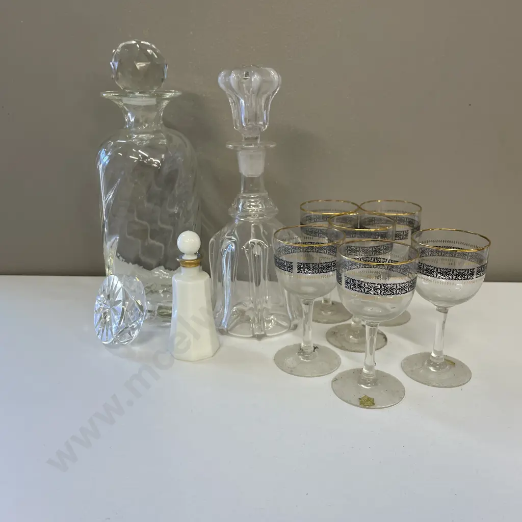 Vintage Decanter with crystal decanter lids, set of 6 glasses etc Image 1++