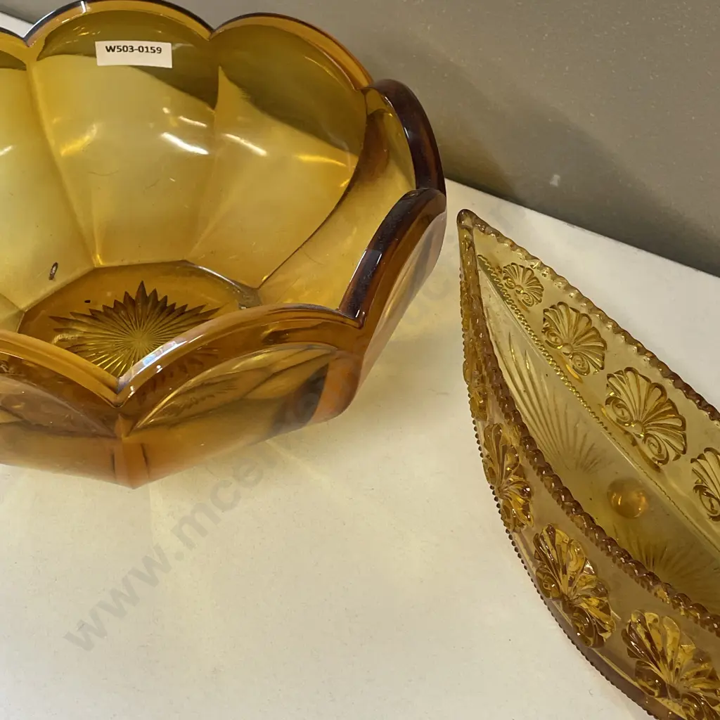 Two Vintage Amber Glass items. Large Bowl Dia23cm with relief Boat shaped Bowl Image 1++