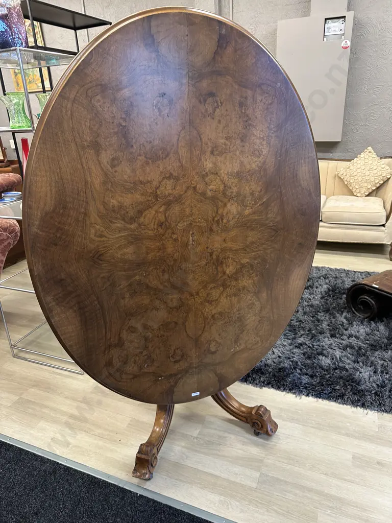 Heavily carved oval Ornate Burr Walnut Quad Pedestal Lou Table. Original castors, brass latches H74 L135 W100 Image 1++