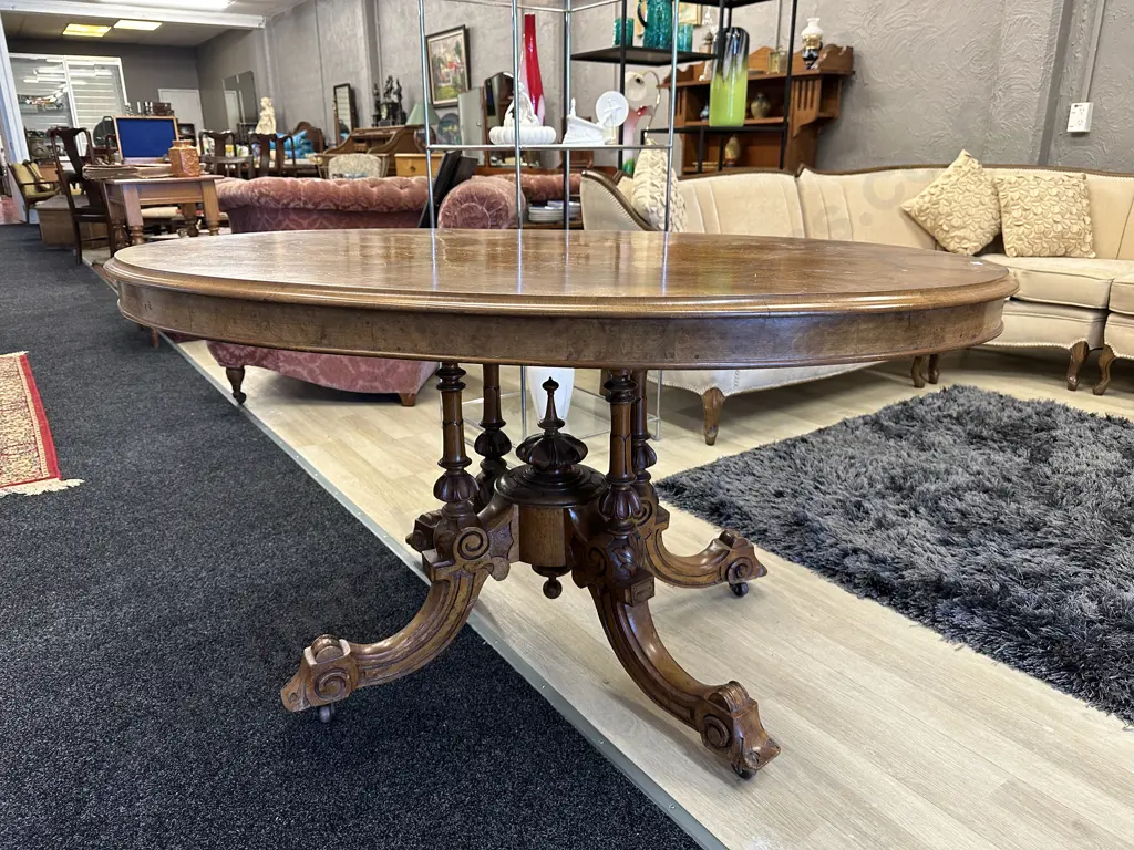 Heavily carved oval Ornate Burr Walnut Quad Pedestal Lou Table. Original castors, brass latches H74 L135 W100 Image 1++