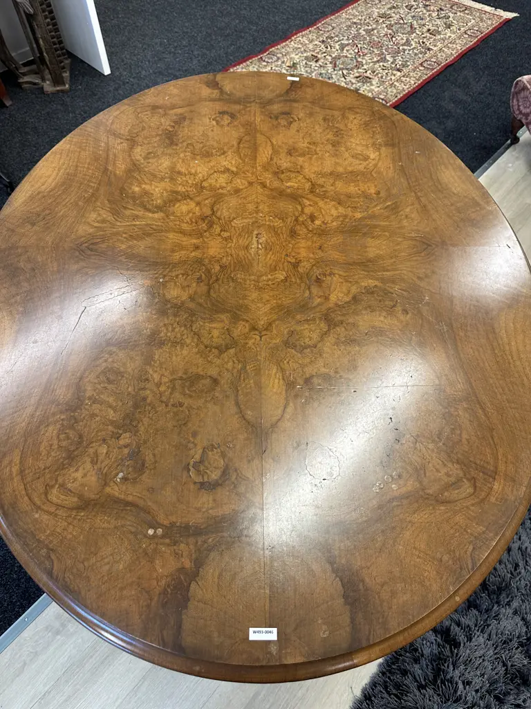 Heavily carved oval Ornate Burr Walnut Quad Pedestal Lou Table. Original castors, brass latches H74 L135 W100 Image 1++