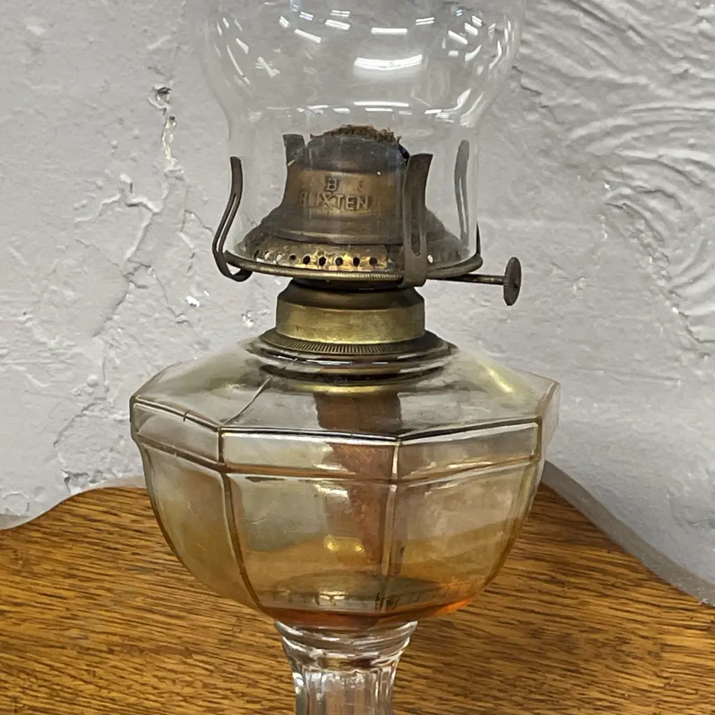 Vintage Kerosene Lamp with glass flue Image 1++
