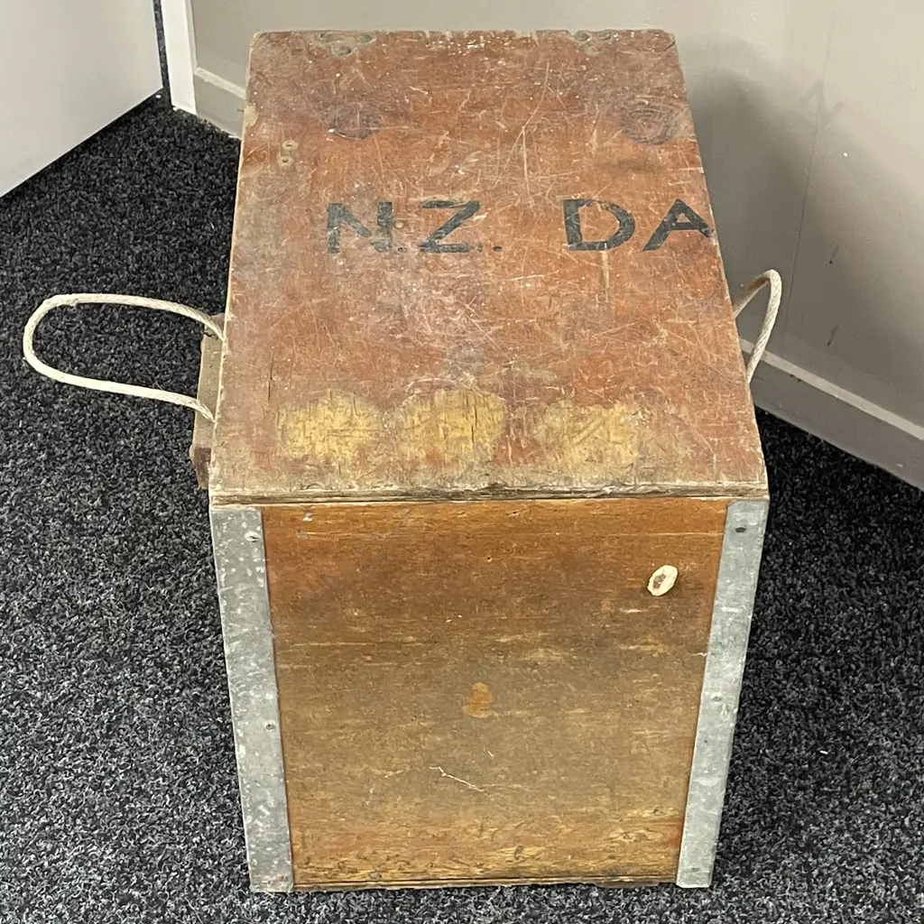 Vintage NZ Dairy Co. Wooden Box. Rope Handles. 53 x 36cm H43cm Image 1++