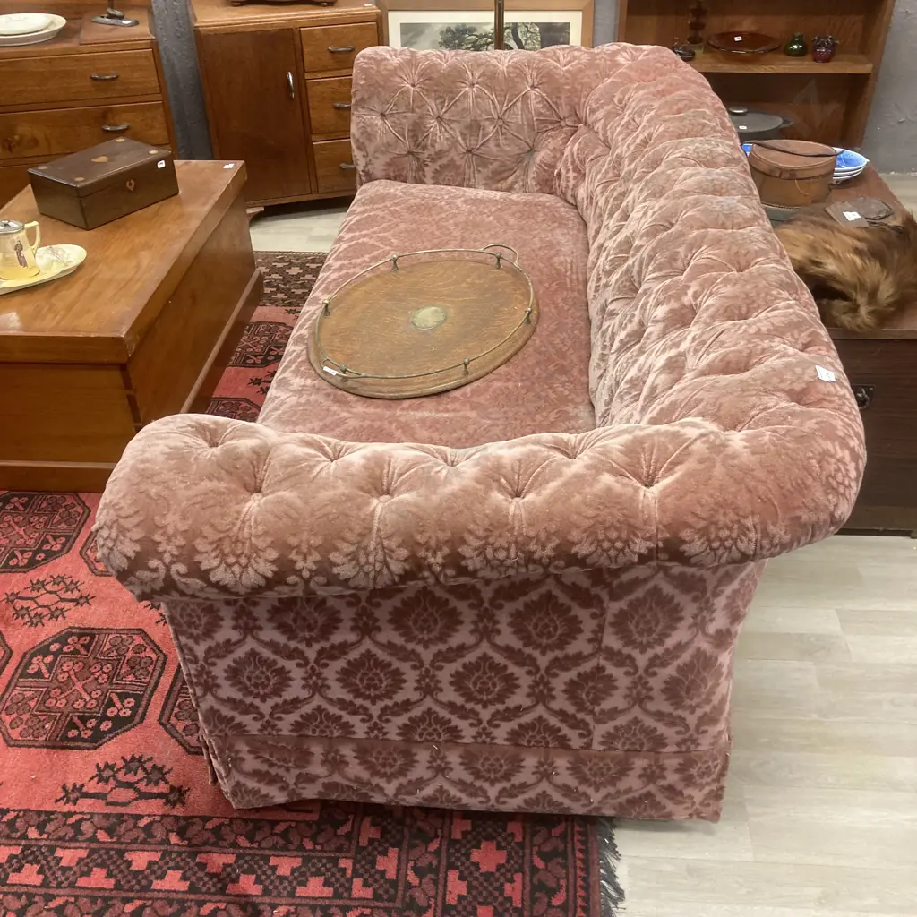 Antique 3 Seater Couch. Original castors, plush pink pattern fabric. Button detail Image 1++