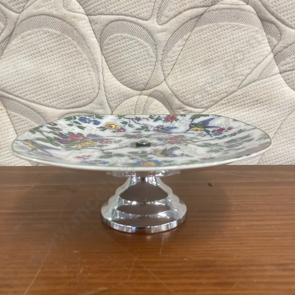 Vintage Midwinter Stylecraft Fashion Shape 8-65 Bird Chintz Pedestal Cake Plate, 8 x 22cm Image 1++
