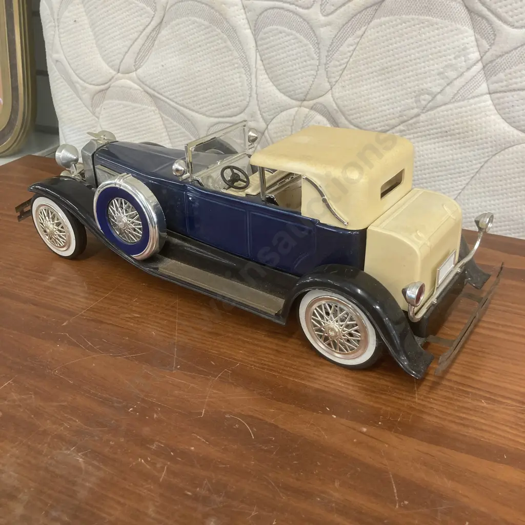 Jim Beam 1934 Duesenberg Model J Car Convertible Liquor Decanter 48cm Blue & Cream Image 1++