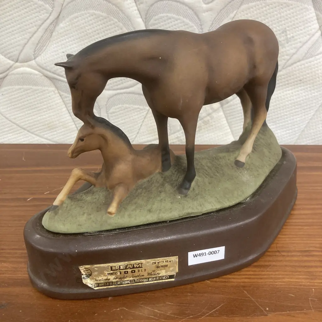 Vintage Sealed Jim Beam Liquor Decanter 'For the Love Of a Horse' Figural Display, 1981, 20 x 30cm Image 1++