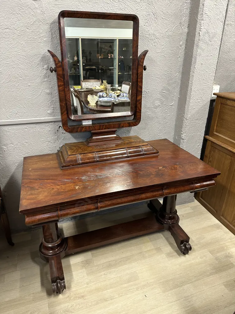 Stunning Antique Burr Dressing Table Six Hidden Drawers On Original Castors Image 1++