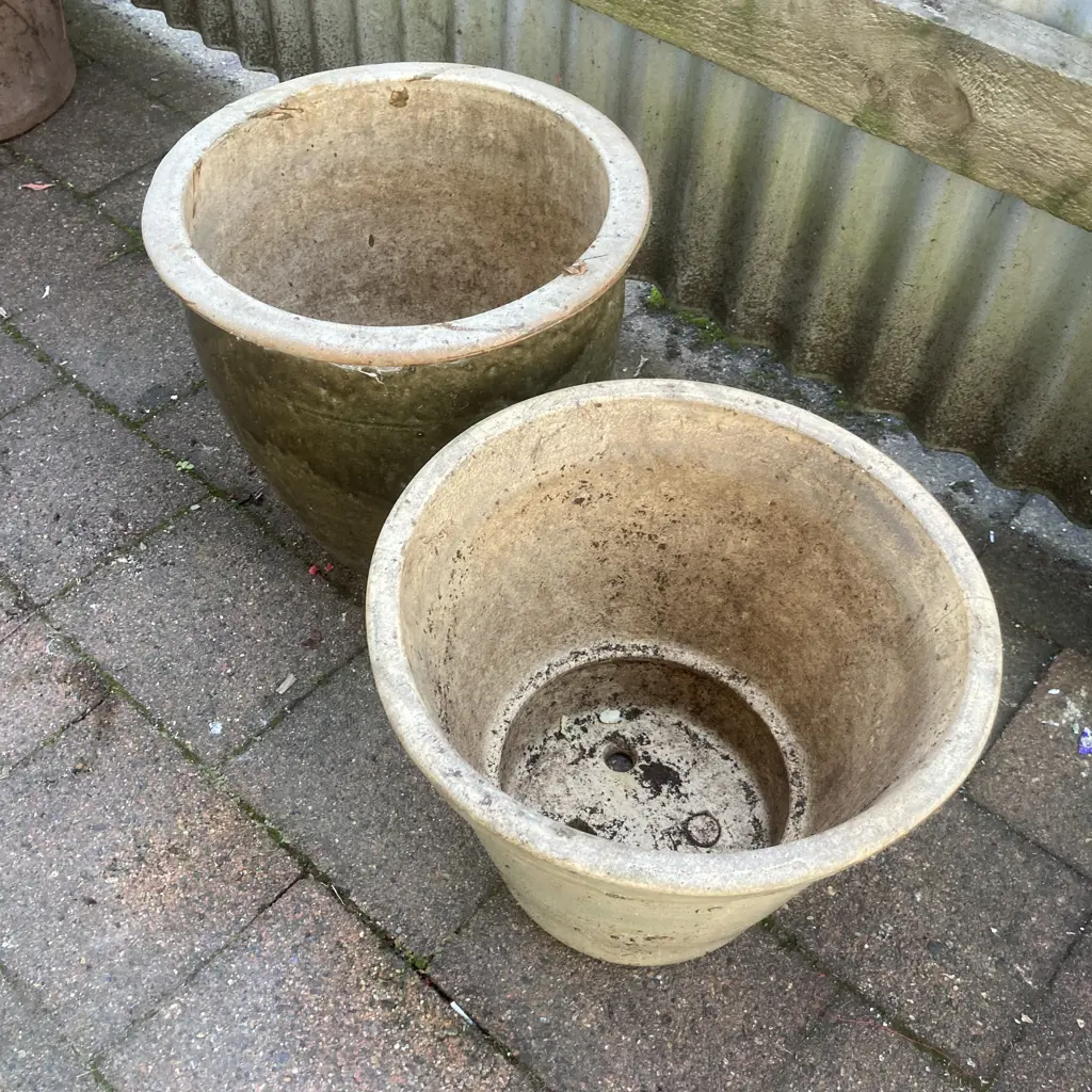 Pair of Glazed Planters, 32 x 38cm & 30 x 37cm Image 1++