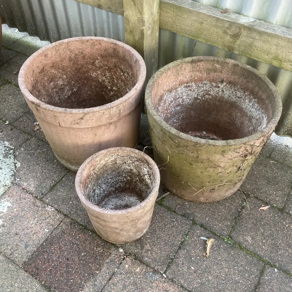 Lot of 3 Cement Planters, 20, 33 & 33cm Image 1++