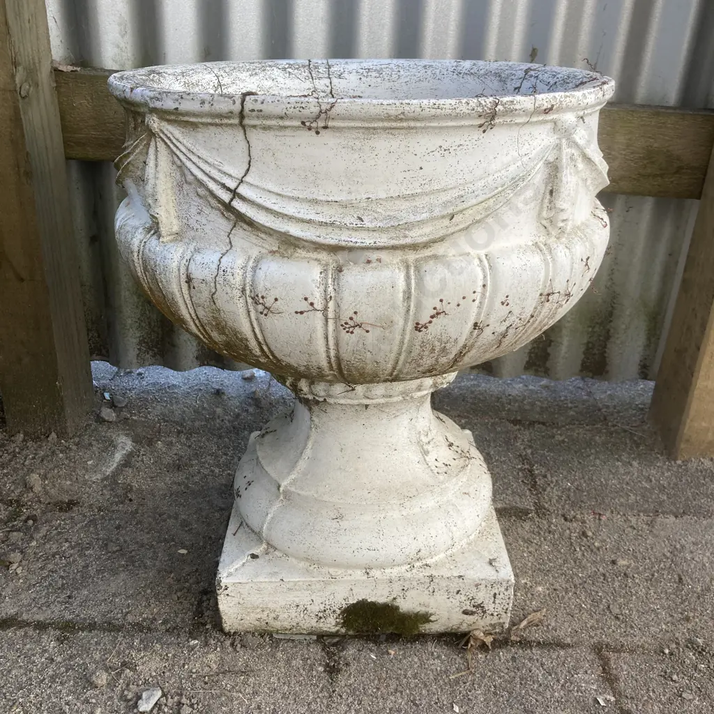 Vintage Concrete Garden Planter (As Found) 47 x 40cm Image 1++