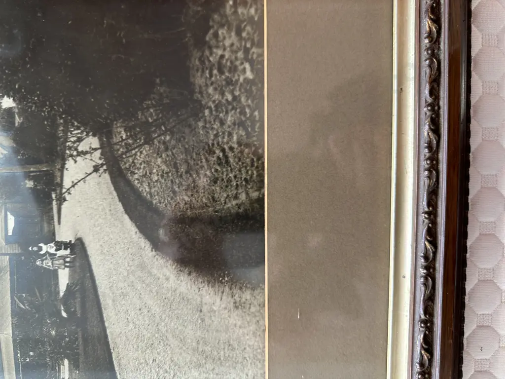 Vintage Photo In Glazed Frame, 48 x 58cm Image 1++