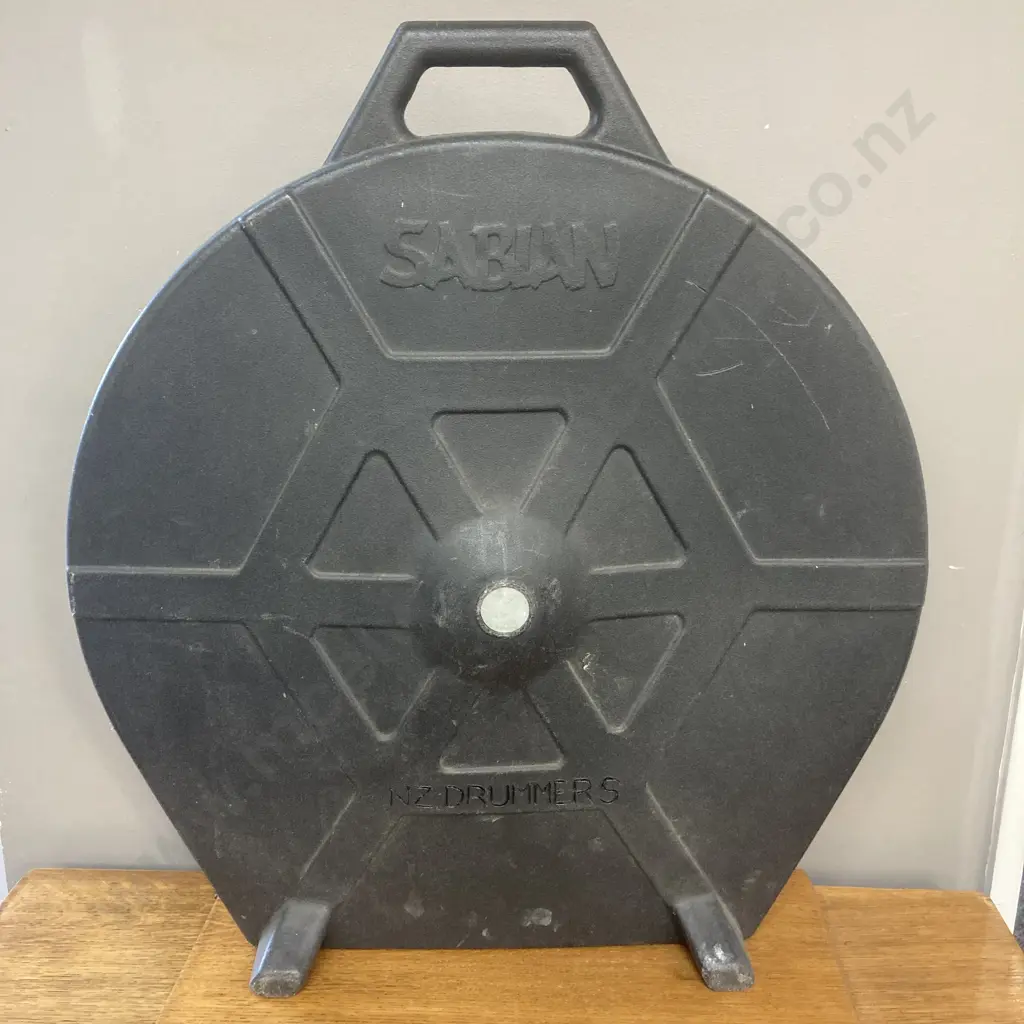 Zildjian 18" A Custom Crash Brilliant In a Sabian Cymbal 2 Piece Hard Shell Case Image 1++