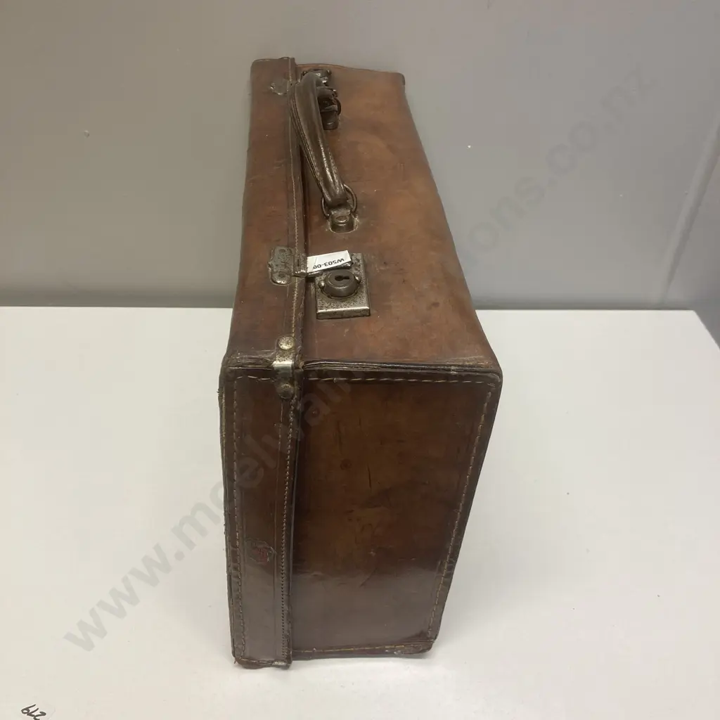 Vintage Leather Case 46 x 27 x 14cm Image 1++
